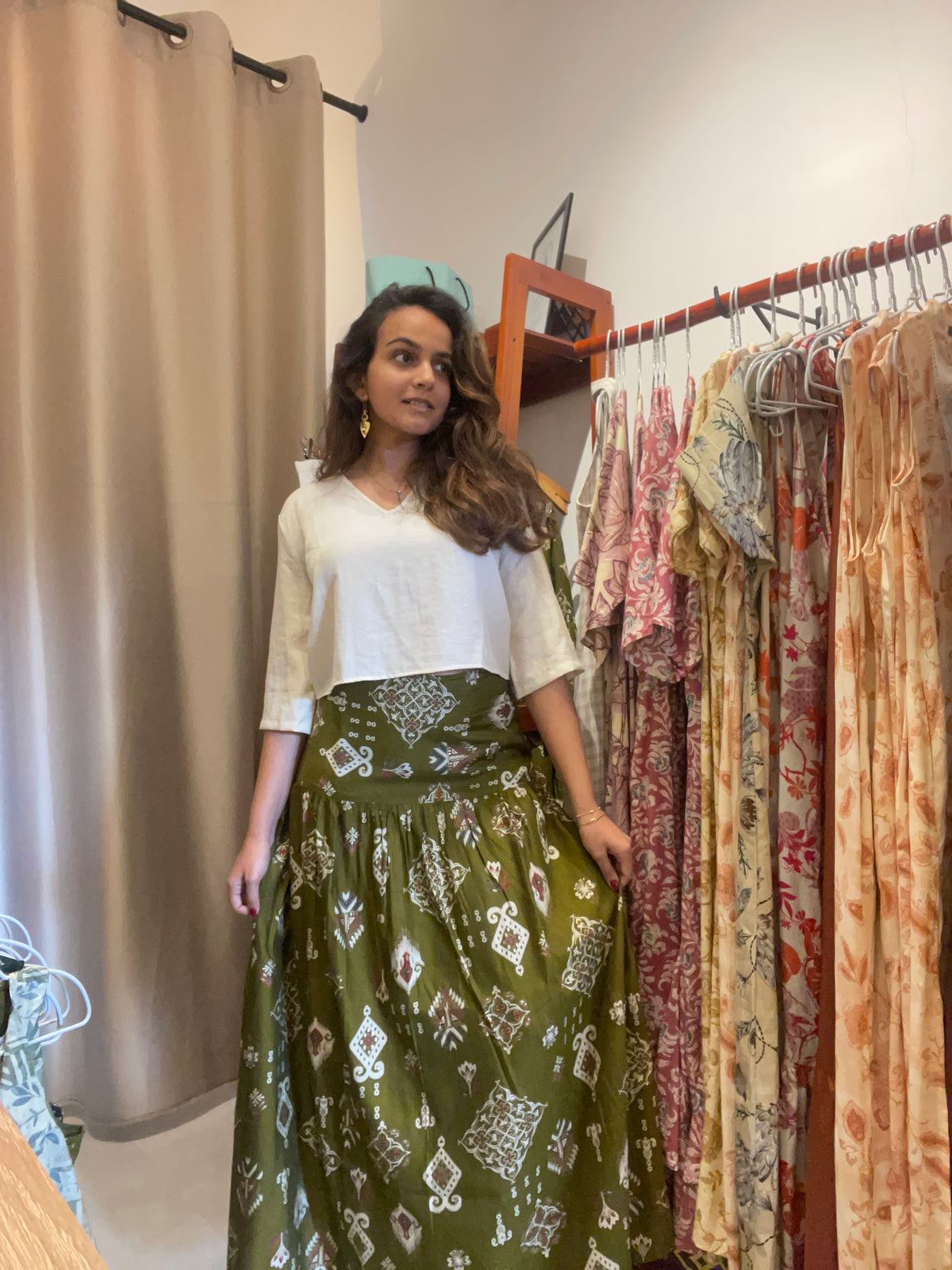 Ceylon girl Maxi Green